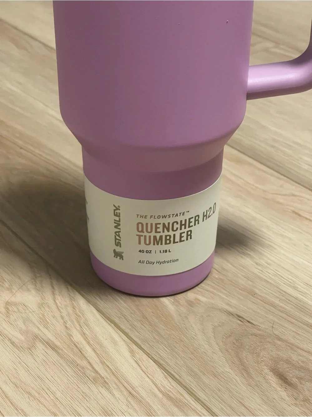 Stanley Lilac Quencher H2.0 Tumbler Mug with Straw
